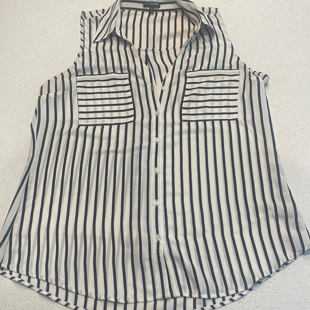Express sleeveless blouse